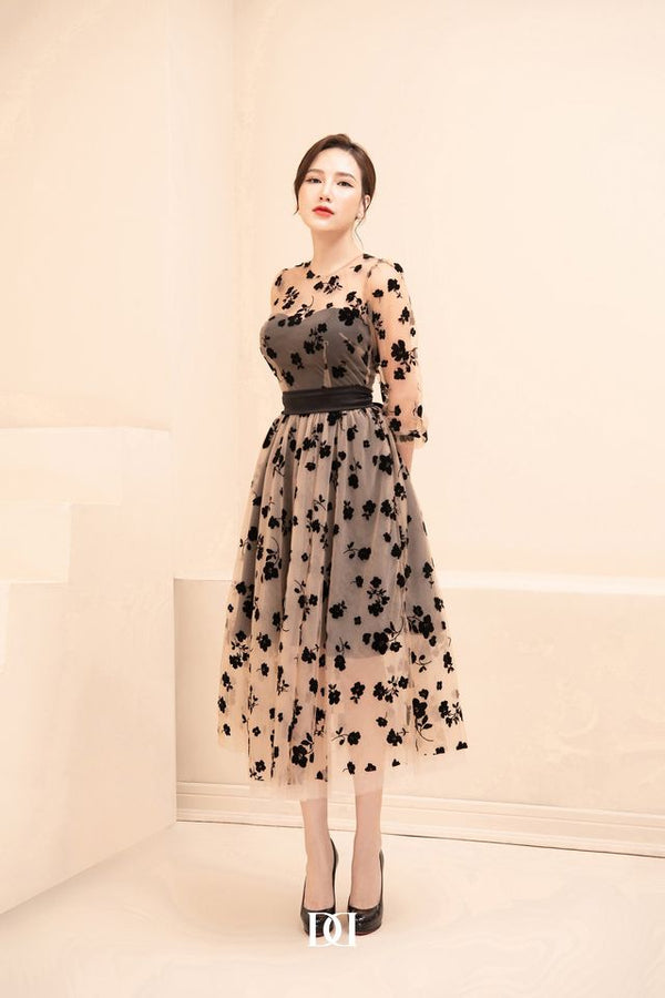 Seless Dress
