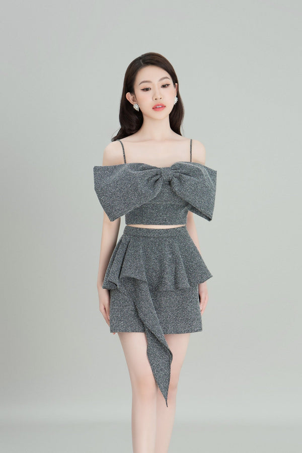 darlingdiva.vn Áo Hai Dây Ngắn Có Nơ To Khoe Vòng 1 Gợi Cảm Isis Top