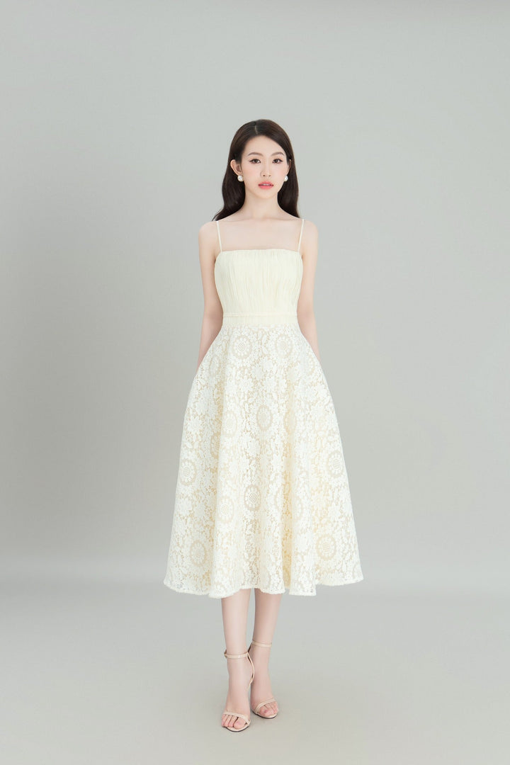 DARLING DIVA Đầm Dài Hai Dây Kêt Hợp Hai Chất Liệu Đa Dạng, Độc Đáo Sora Dress và áo Khoác ngoài tay dài Sora Top